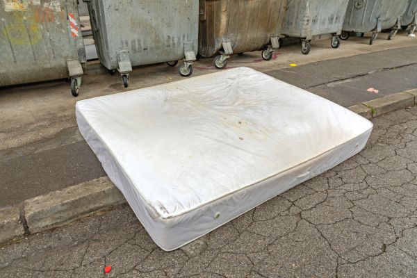 Box Spring Disposal in Santa Rosa Beach